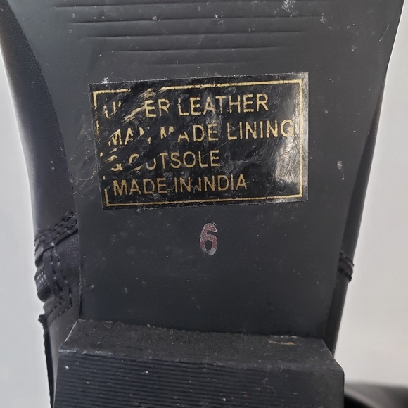 Seychelles Black Leather Pointed Toe Buckle Ankle Booties Size 6 - Picture 13 of 14